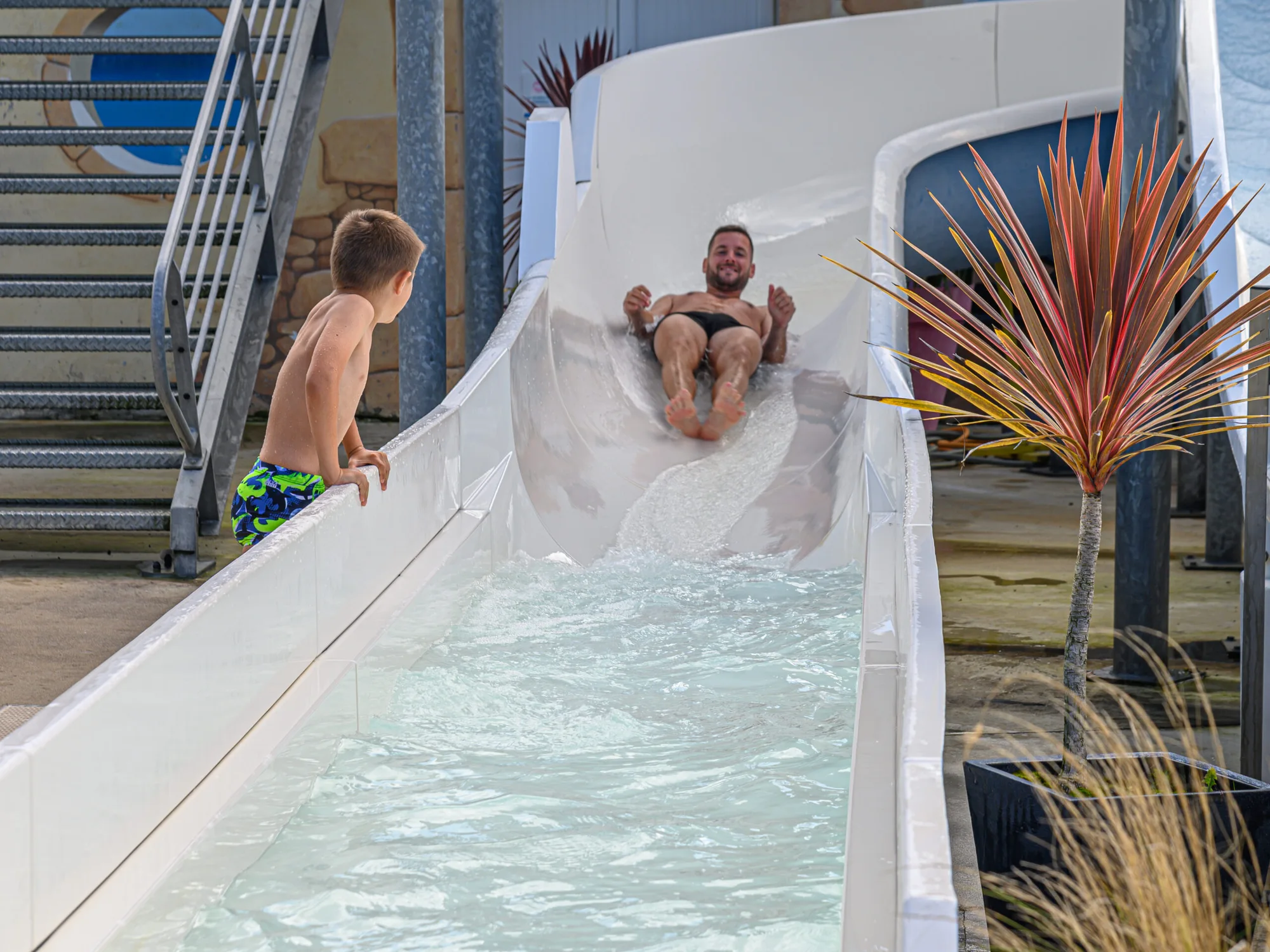 camping famille toboggan piscine finistere